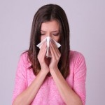 透明の鼻水が止まらない？風邪や花粉症との違いと止める方法！
